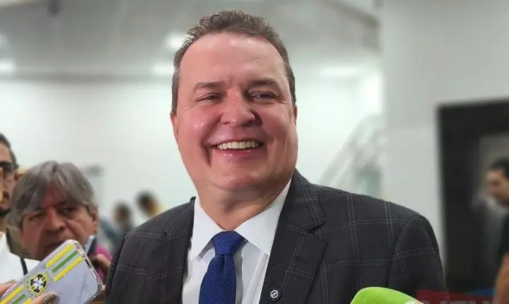 Max Russi vira plano A de terceira via ao Governo com apoio de Jayme Campos