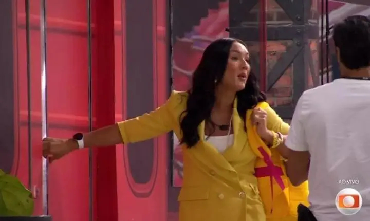 Maxiane é eliminada do reality com recorde de votos