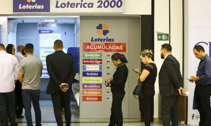 Mega-Sena pode pagar prêmio acumulado de R$ 112 milhões neste domingo