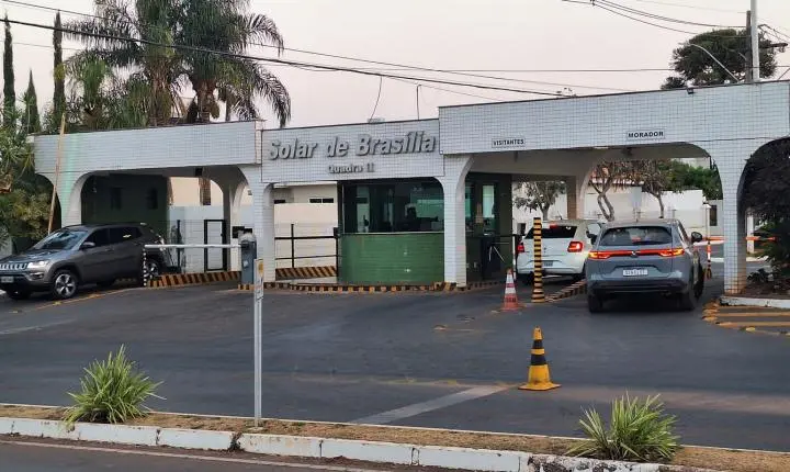 Alexandre de Moraes autoriza prisão domiciliar de Bolsonaro para dentista