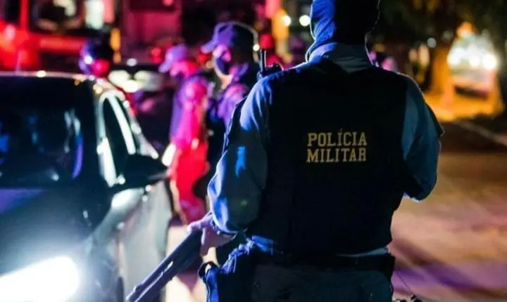 Motorista embriagado foge após atropelar mulher e bebê