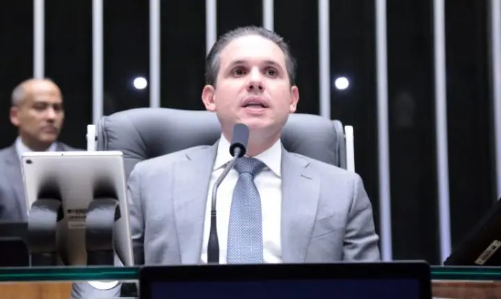 Motta: votação de projeto sobre combustíveis depende da retirada de urgência de proposta sobre jornada de trabalho