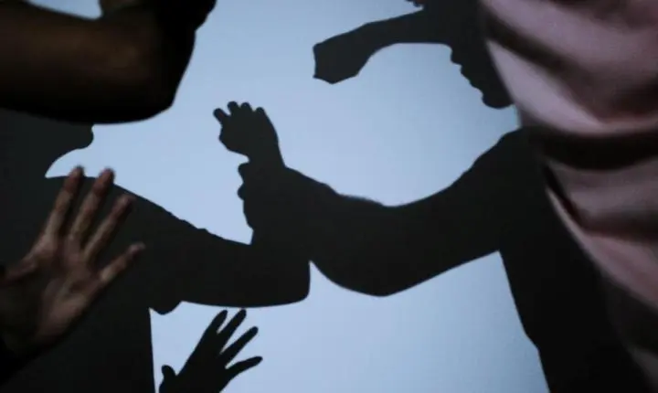 Mulher é sequestrada por 4 homens e espancada em Cuiabá