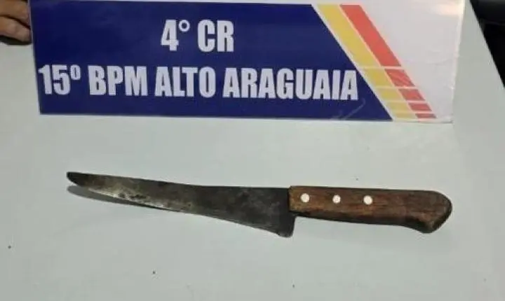 Mulher tentar matar marido após ele desejar sexo com amiga do casal