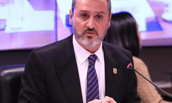 Novo pediu prisão de diretor da PF antes de afastamento de Andrei Rodrigues