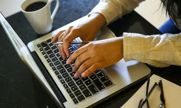 ONU Mulheres lança formação digital gratuita para mulheres em 10 capitais