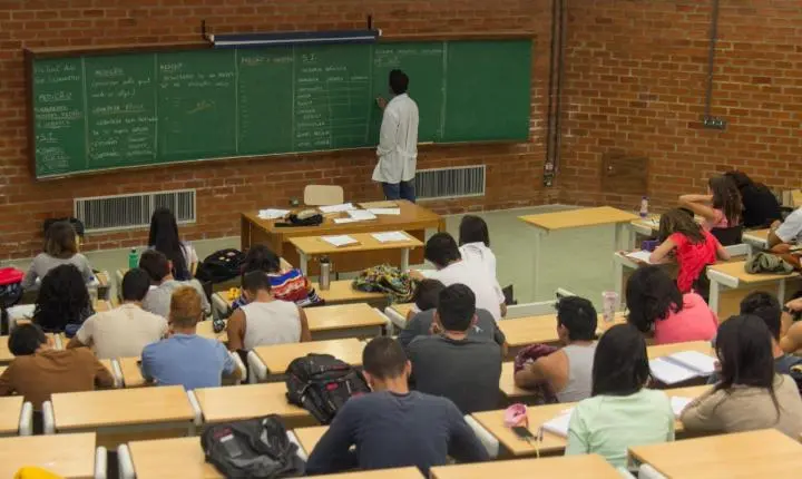 Os futuros professores estão precisando de… professores?