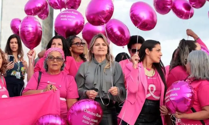 Deputada Flávia Morais defende diagnóstico precoce contra o câncer de mama