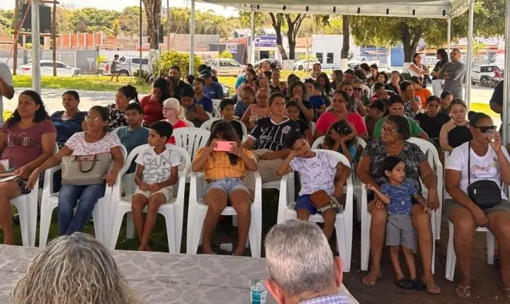 Parceria entre Prefeitura de Nobres e Fecomércio/Sesc entrega 99 óculos a estudantes