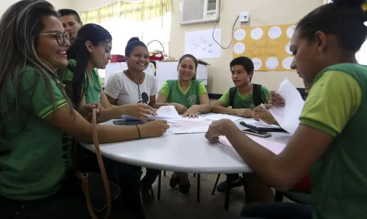 Pagamentos do Pé-de-Meia: estudantes nascidos em setembro e outubro recebem parcela