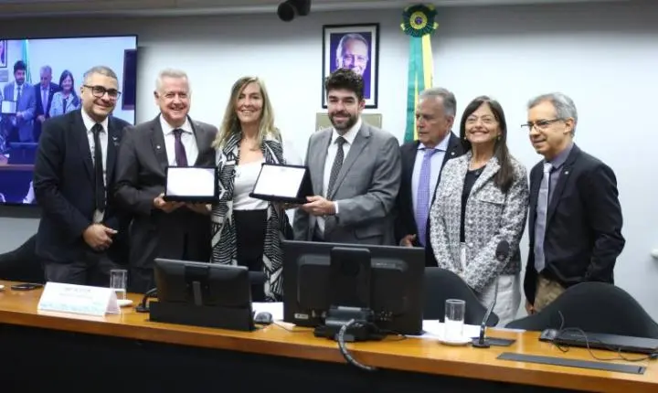 Polilaminina para lesão medular: pesquisadores e deputados pedem prioridade em testes clínicos