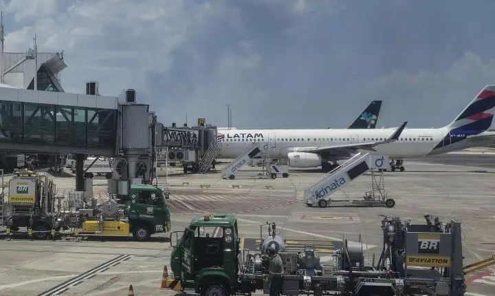 Petrobras reajusta preço do querosene de aviação em 13,9%
