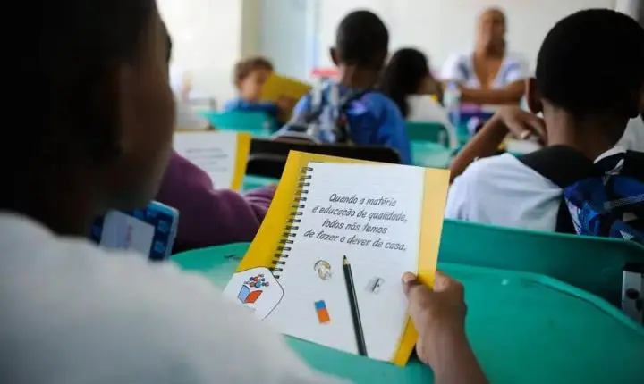 Piso dos professores temporários: STF define limites e data de aplicação