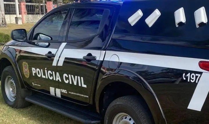 Polícia Civil cumpre mandados contra integrantes de facções rivais em investigação de homicídios e tráfico de drogas