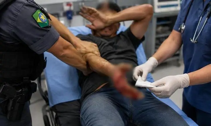 Polícia Militar de Arenápolis contém homem ferido que recusava atendimento médico