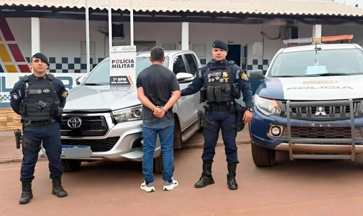 Polícia Militar intercepta Hilux roubada em Jangada; suspeito receberia R$ 10 mil para levar veículo até o Pará