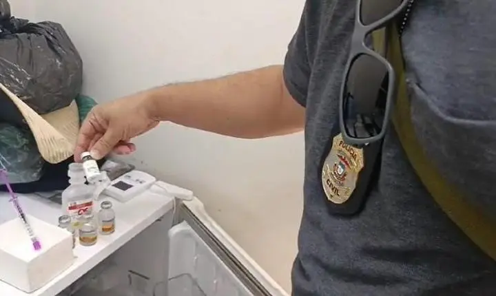 Polícia prende enfermeira que fingia ser médica e usava medicamentos irregulares em clínica de estética