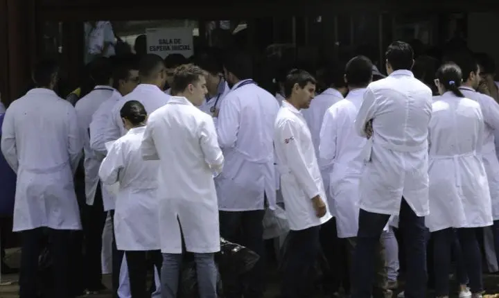 Prazo para apresentar recursos do Enamed e do Revalida termina nesta quinta-feira