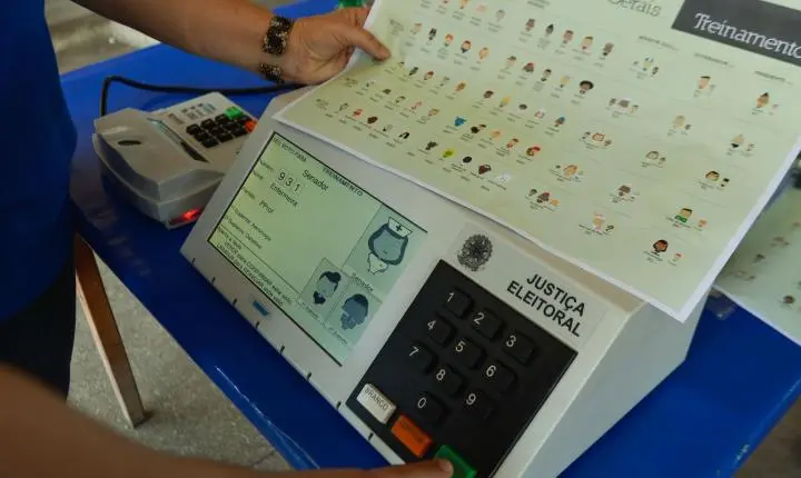 Prazo final para regularizar ou emitir título de eleitor nesta quarta-feira