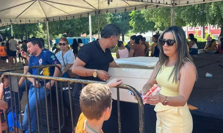 Prefeitura de Rosário Oeste realizou Projeto “Brincando na Praça” e animou o dia das crianças
