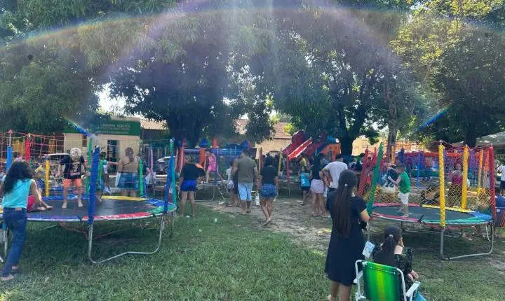 Prefeitura de Rosário Oeste realizou Projeto “Brincando na Praça” e animou o dia das crianças