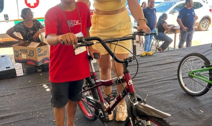 Prefeitura de Rosário Oeste realizou Projeto “Brincando na Praça” e animou o dia das crianças