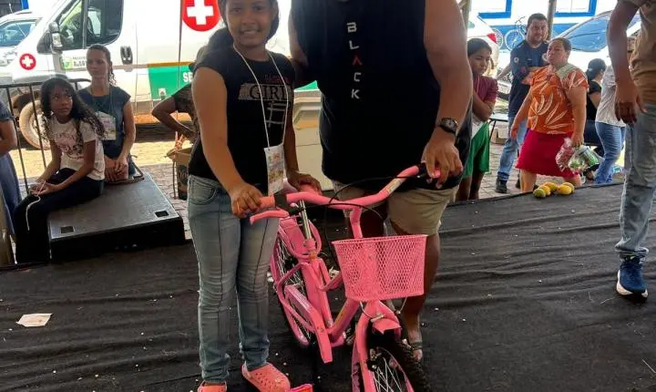 Prefeitura de Rosário Oeste realizou Projeto “Brincando na Praça” e animou o dia das crianças