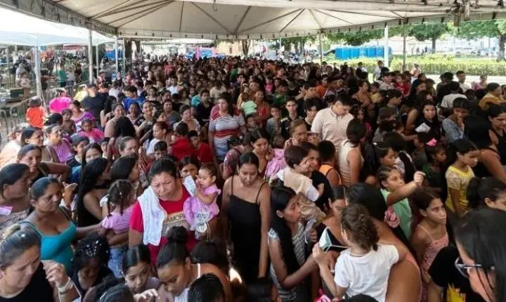 Prefeitura de Rosário Oeste realizou Projeto “Brincando na Praça” e animou o dia das crianças