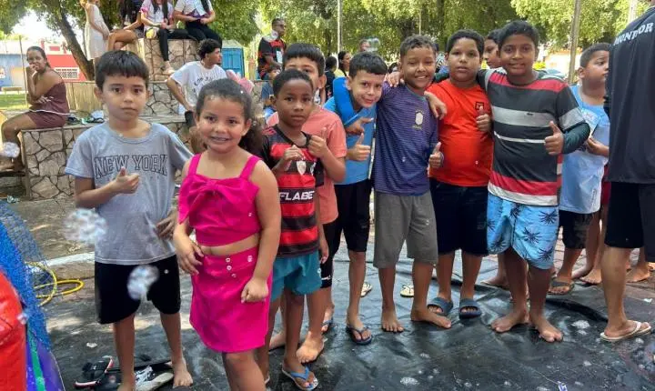Prefeitura de Rosário Oeste realizou Projeto “Brincando na Praça” e animou o dia das crianças