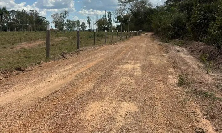 Prefeitura de Rosário Oeste recupera estradas da Comunidade Santa Helena
