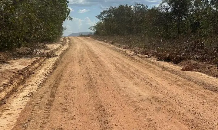 Prefeitura de Rosário Oeste recupera estradas da Comunidade Santa Helena