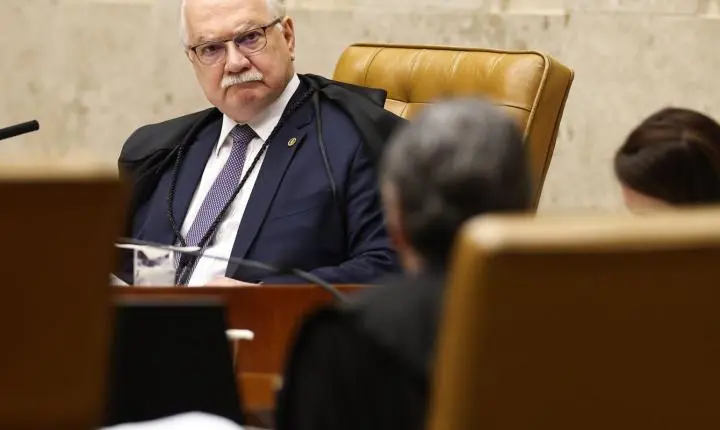 Fachin afirma que crise no STF será superada com respeito à Constituição