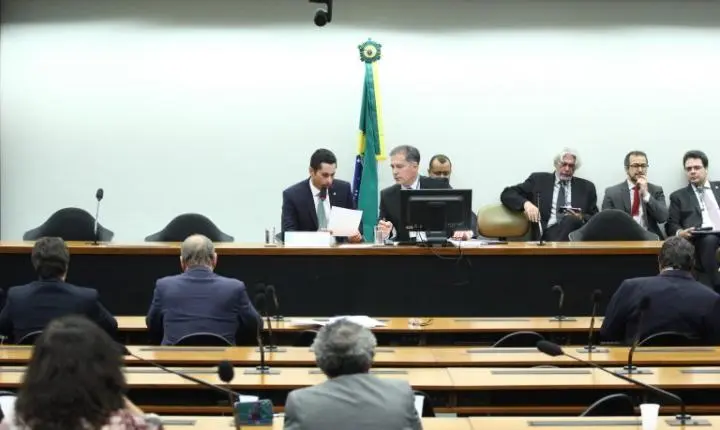 Projeto de lei propõe abertura de crédito orçamentário para financiar fundos regionais