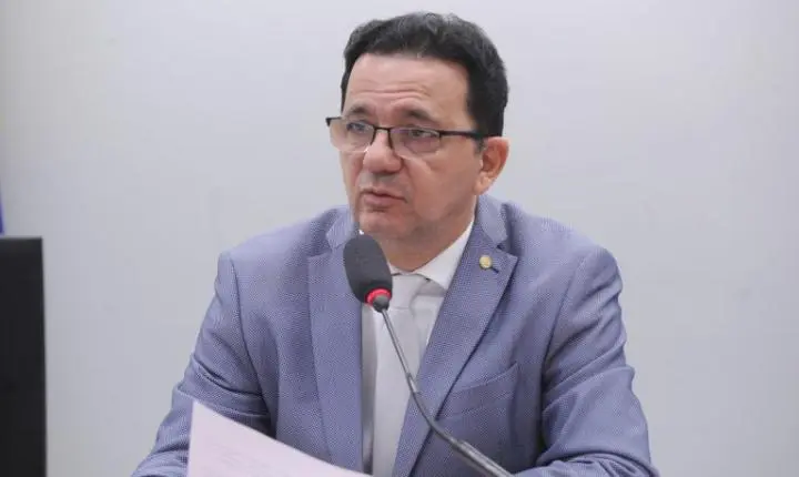 Projeto na Câmara classifica adulteração de alimentos como crime hediondo