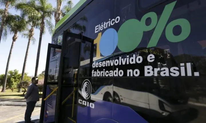 Projeto cria política nacional para eletrificação da frota no país