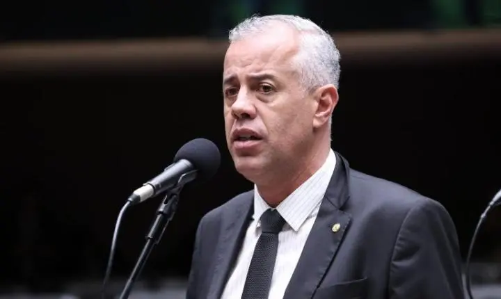 Projeto na Câmara regulamenta o trabalho rural familiar para jovens