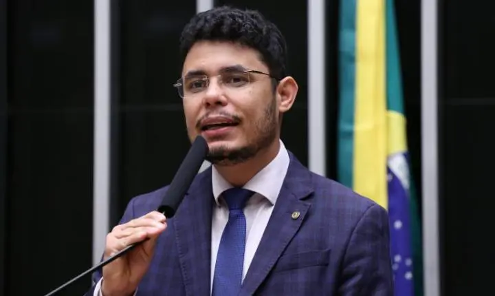 Hospitais devem afixar canais de denúncia contra violência a idosos em projeto