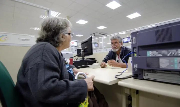 Projeto exige local exclusivo de atendimento a idosos em órgãos públicos