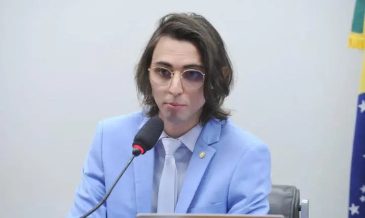 Proposta estabelece teleconsultas psiquiátricas via SUS para universitários