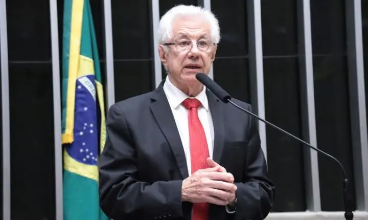 Projeto cria lista tríplice e novas regras para diretores de agências reguladoras