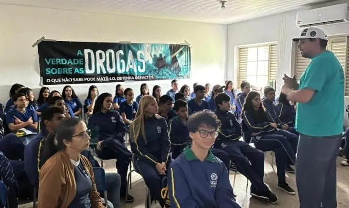 Rap, prevenção e saúde mental: Projeto Gênesis transforma debate entre estudantes da Escola Cel. Artur Borges em Rosário Oeste