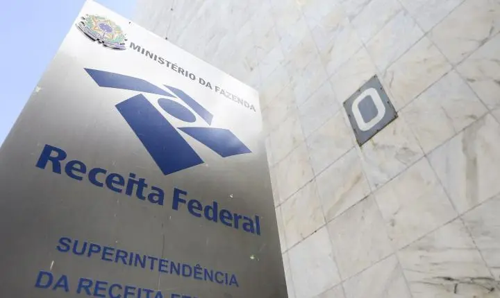 Receita Federal prevê arrecadar R$ 17,2 bilhões com IR sobre dividendos