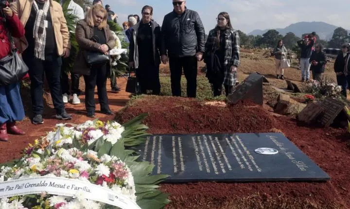 Restos mortais de Grenaldo Silva, vítima da ditadura, são finalmente sepultados