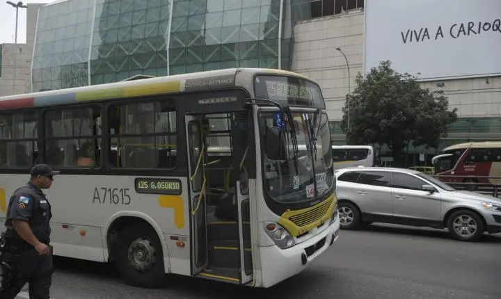 Rodoviários do Rio mantêm estado de greve e aguardam negociação de dissídio coletivo