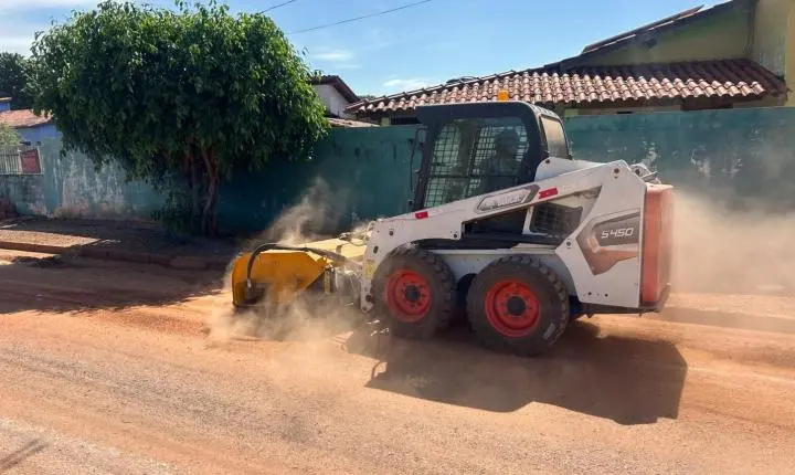 Rosário Oeste inova na limpeza urbana com adoção de veículo varredor