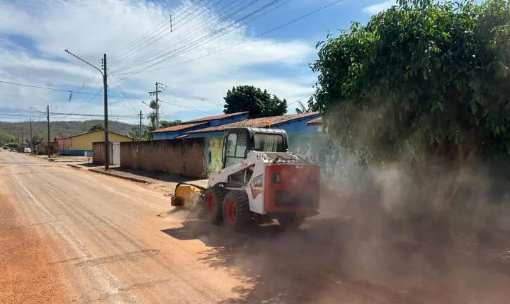 Rosário Oeste inova na limpeza urbana com adoção de veículo varredor