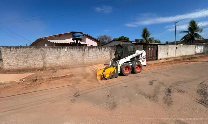 Rosário Oeste inova na limpeza urbana com adoção de veículo varredor