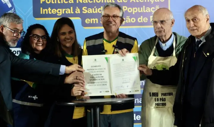 Saúde amplia atendimento a pessoas em situação de rua com nova política nacional