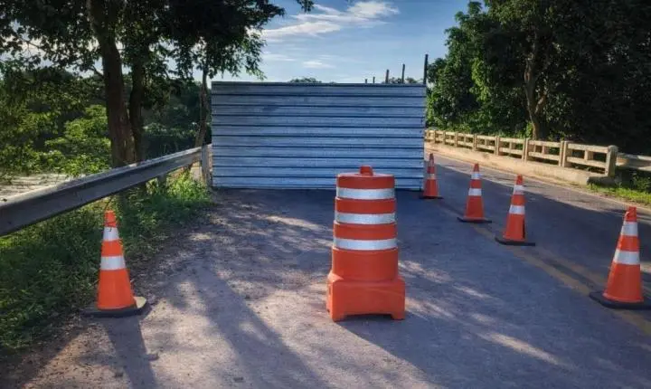 Sinfra MT alerta motoristas para restrição de passagem de veículos pesados sobre ponte do Rio Cuiabá em Rosário Oeste