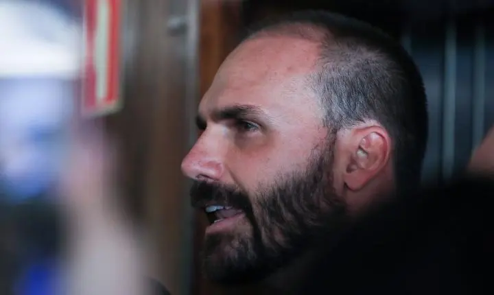 Supremo Tribunal Federal formaliza ação penal contra Eduardo Bolsonaro